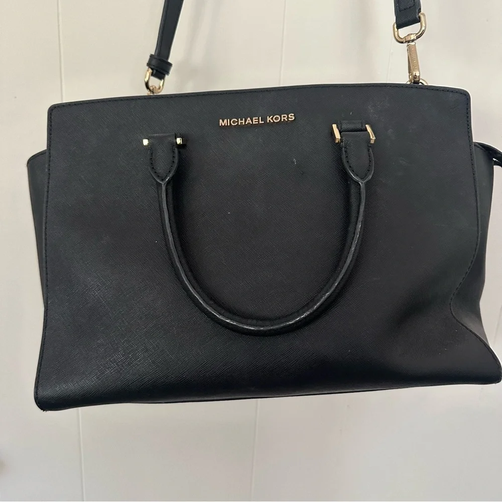 Michael Kors Black Shoulder Bag - Picture 3 of 7
